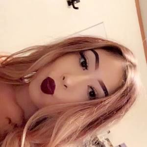 Meet your Posher, Ynez